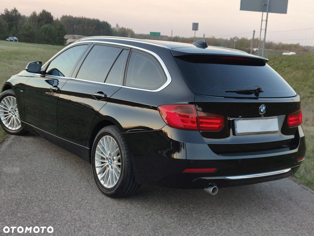 BMW Seria 3 318d Luxury Line - 9