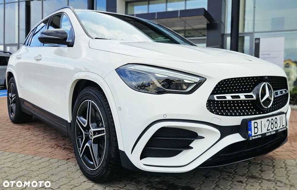 Mercedes-Benz GLA - 3