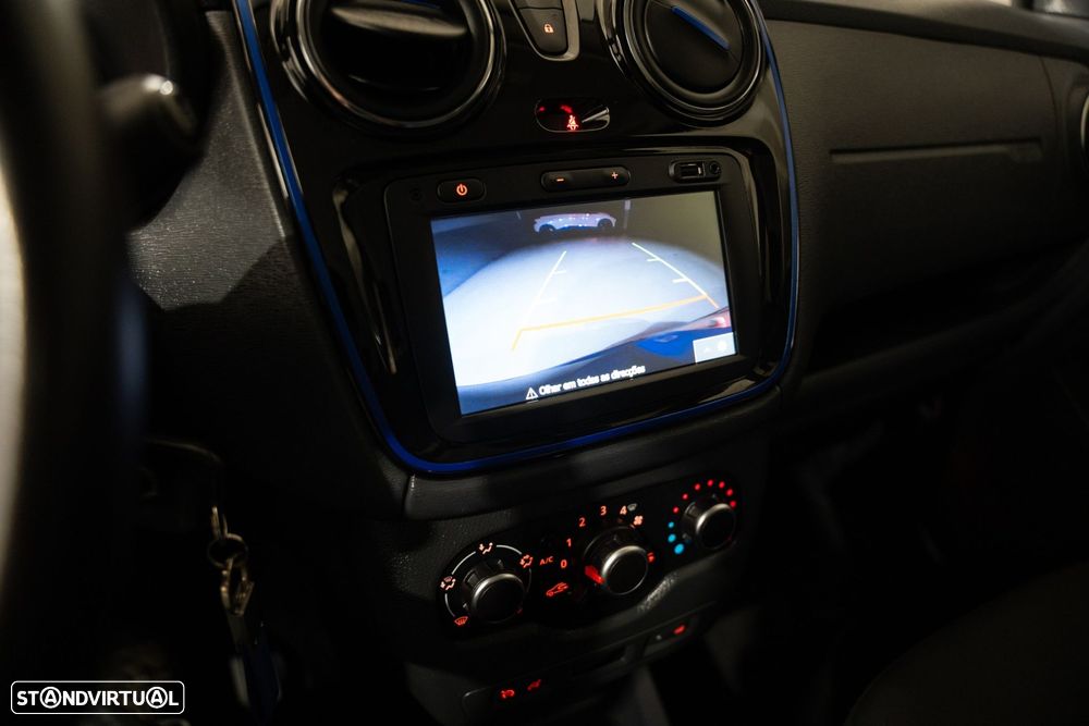 Dacia Lodgy 1.5 Blue dCi Stepway 7L - 7