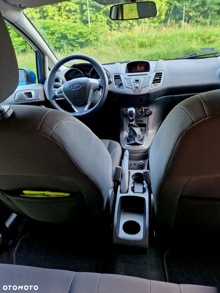 Ford Fiesta 1.25 Ambiente EU5 - 14
