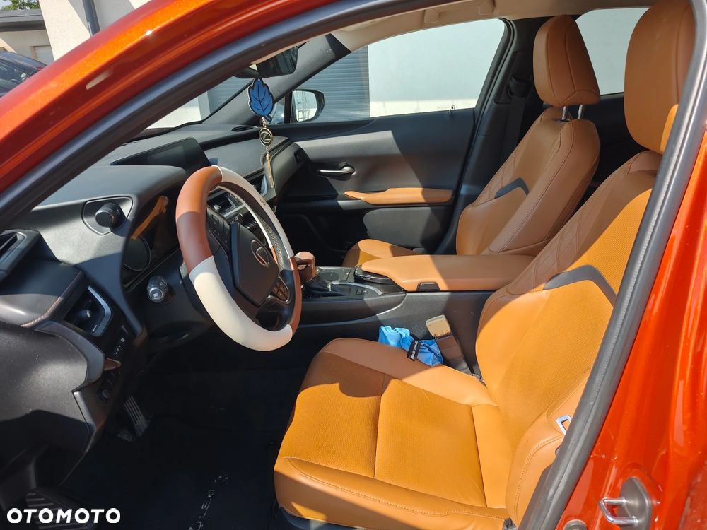 Lexus UX 200 GPF Business 2WD - 19