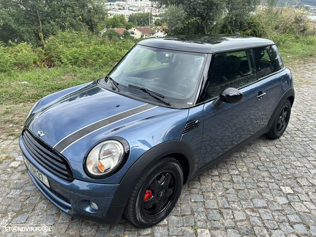 MINI 3 Portas Cooper D - 4