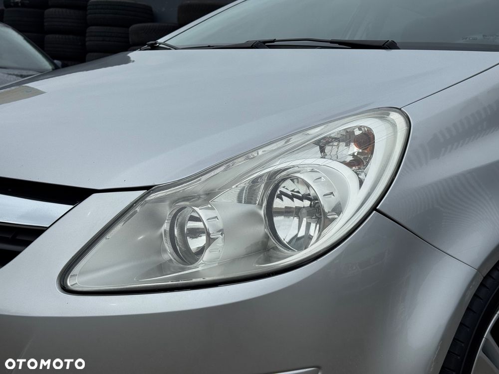 Opel Corsa 1.2 16V Comfort - 9
