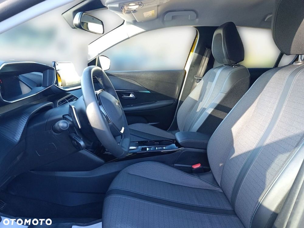Peugeot 208 1.2 T Allure S&S - 19