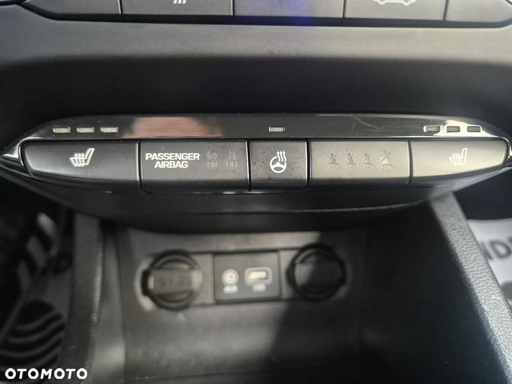 Hyundai i20 blue 1.0 T-GDI Active Style - 26