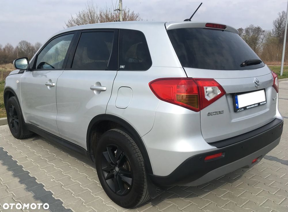 Suzuki Vitara 1.6 Comfort 2WD - 3