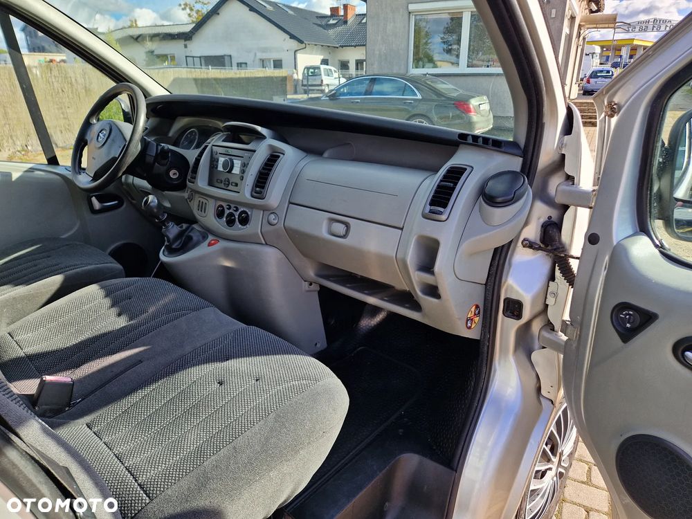 Opel Vivaro - 9