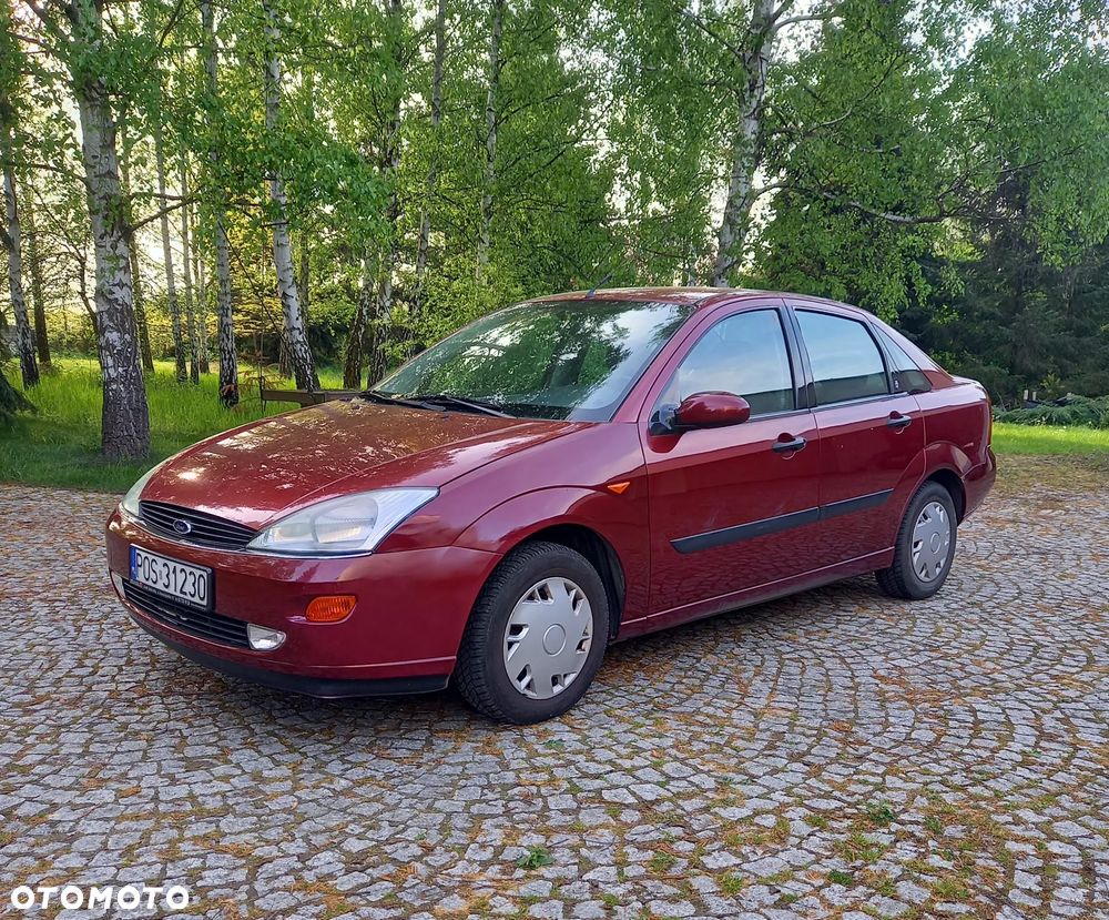 Ford Focus 1.6 Ghia - 1
