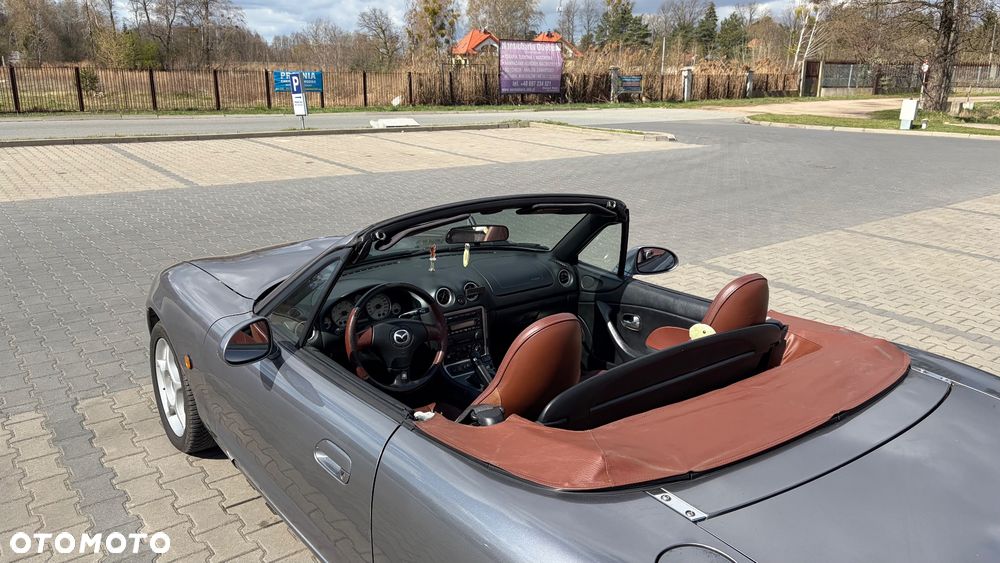 Mazda MX-5 1.6i 16V - 12
