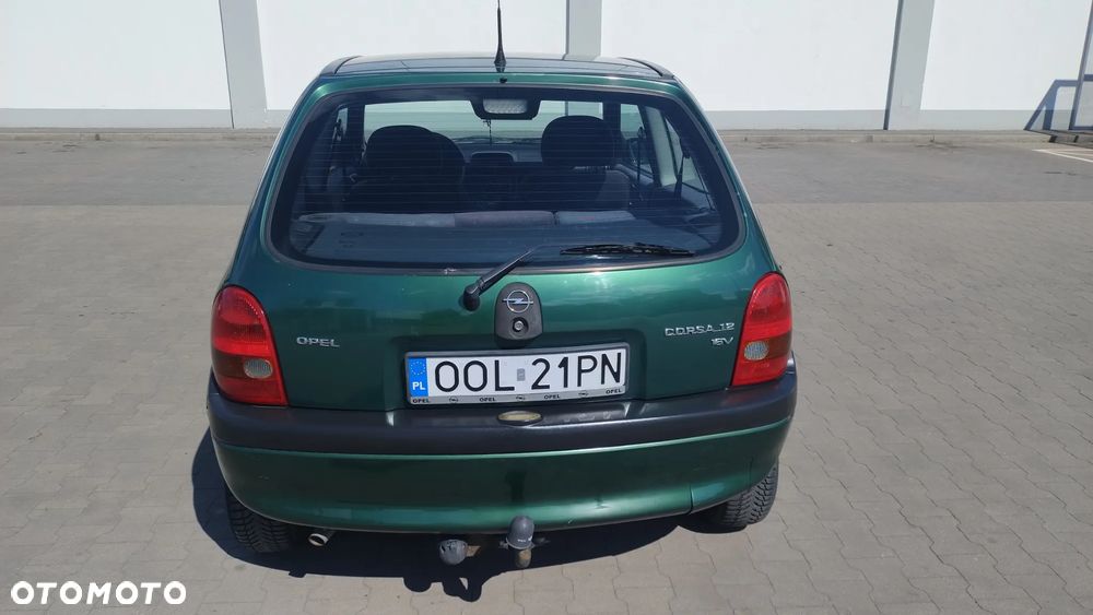 Opel Corsa 1.2 City 16v - 5