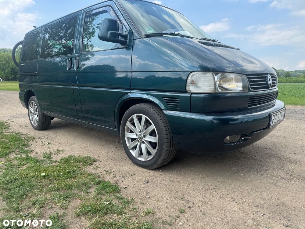 Volkswagen Multivan - 2