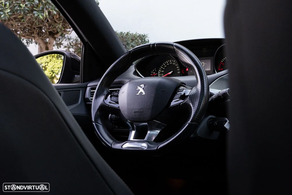 Peugeot 308 1.6 BlueHDi GT Line - 6