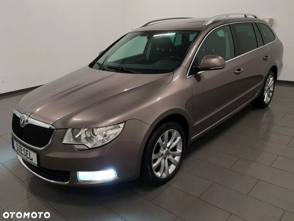 Skoda Superb 2.0 TDI Platinum - 1