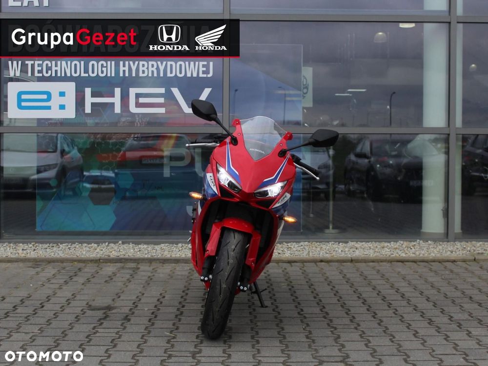 Honda CBR - 4