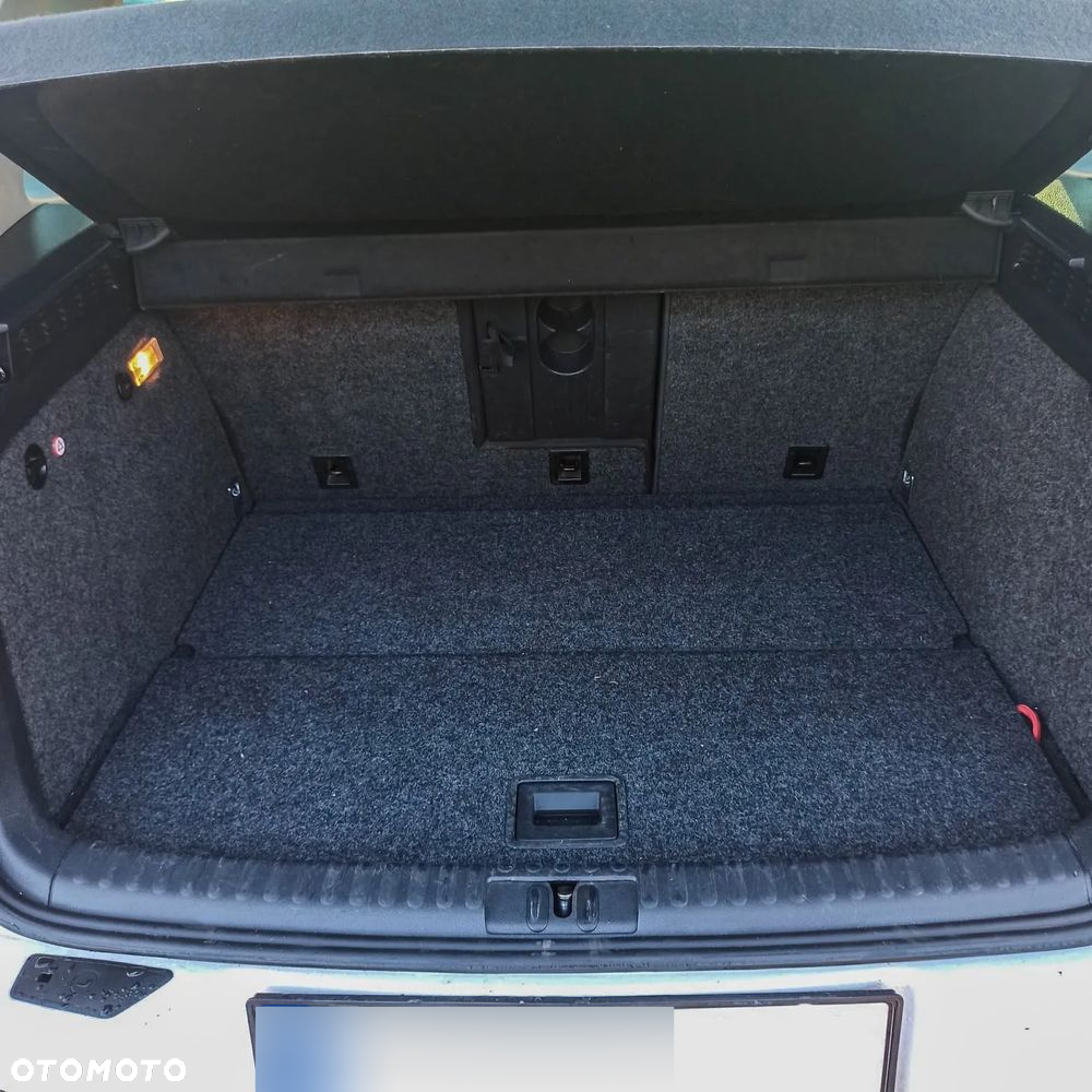 Volkswagen Tiguan - 8