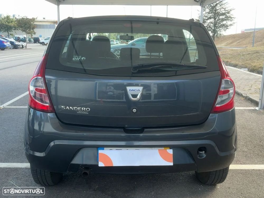Dacia Sandero - 2