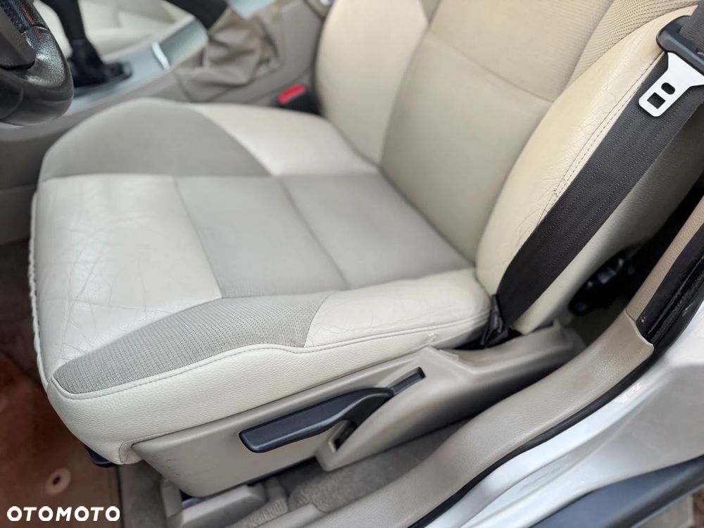 Volvo S60 2.4 Summum - 23