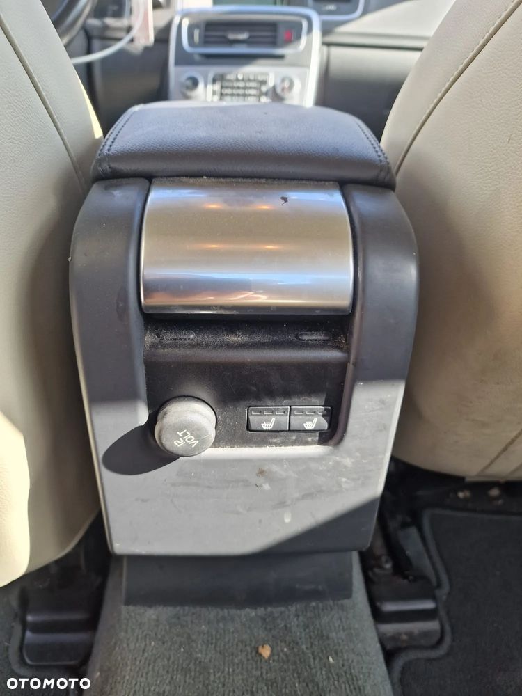 Volvo S60 - 25