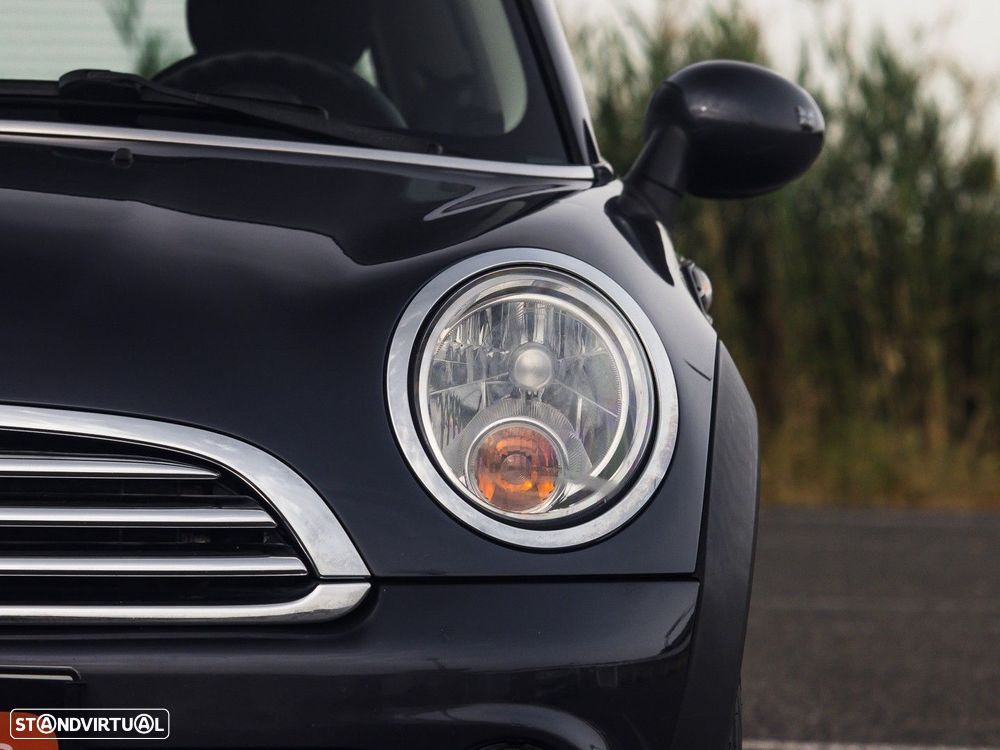 MINI 3 Portas One D - 15