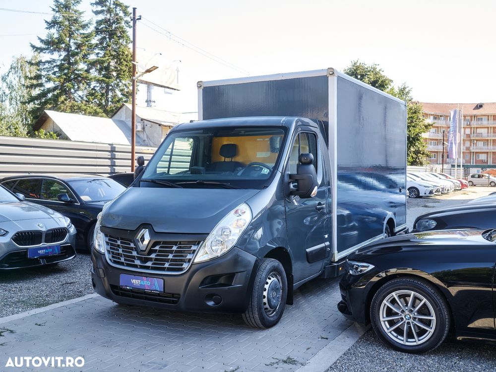 RENAULT Master