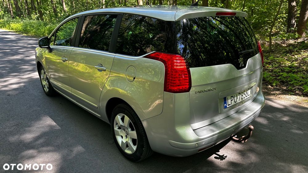 Peugeot 5008 1.6 THP Family 7os - 7