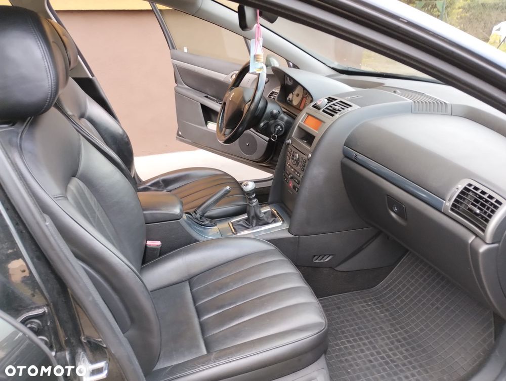 Peugeot 407 - 29