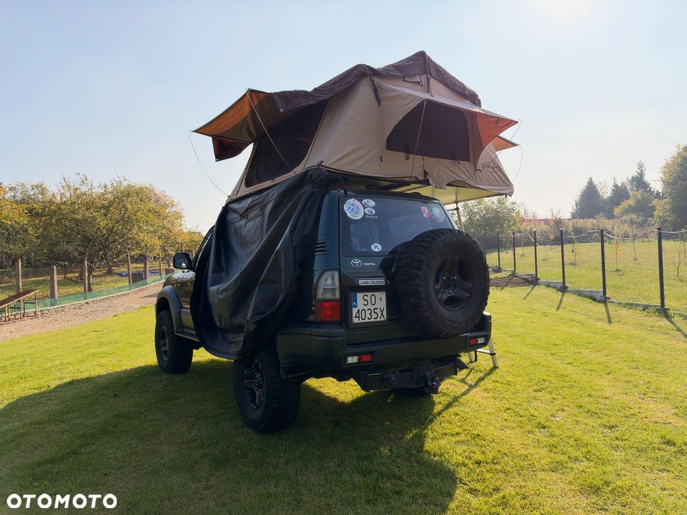Toyota Land Cruiser - 16