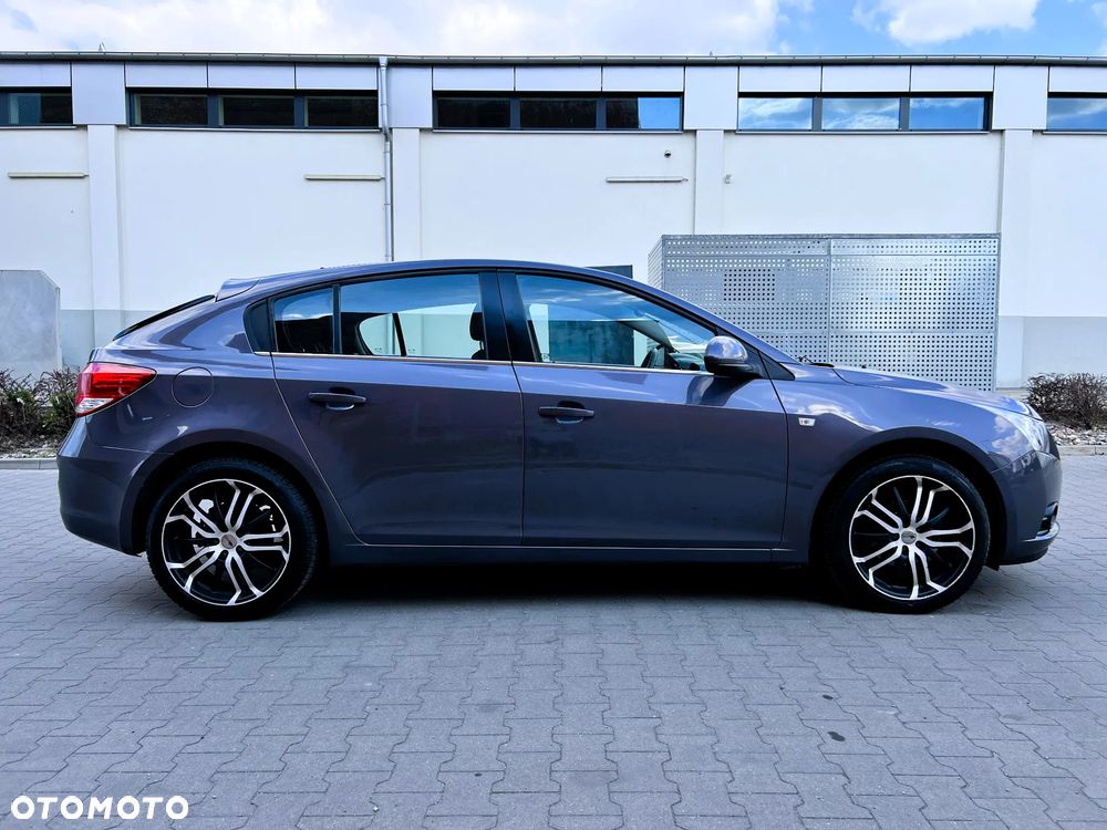 Chevrolet Cruze 1.8 LT+ - 7