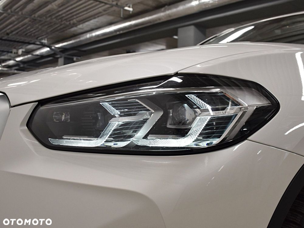 BMW X3 xDrive20d MHEV xLine - 25