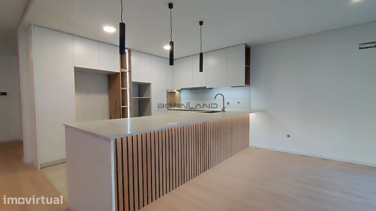 Moradia Geminada T4 - Pronta habitar - Grande imagem: 4/31
