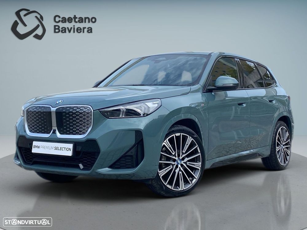 BMW iX1 eDrive20 Pack Desportivo M - 1