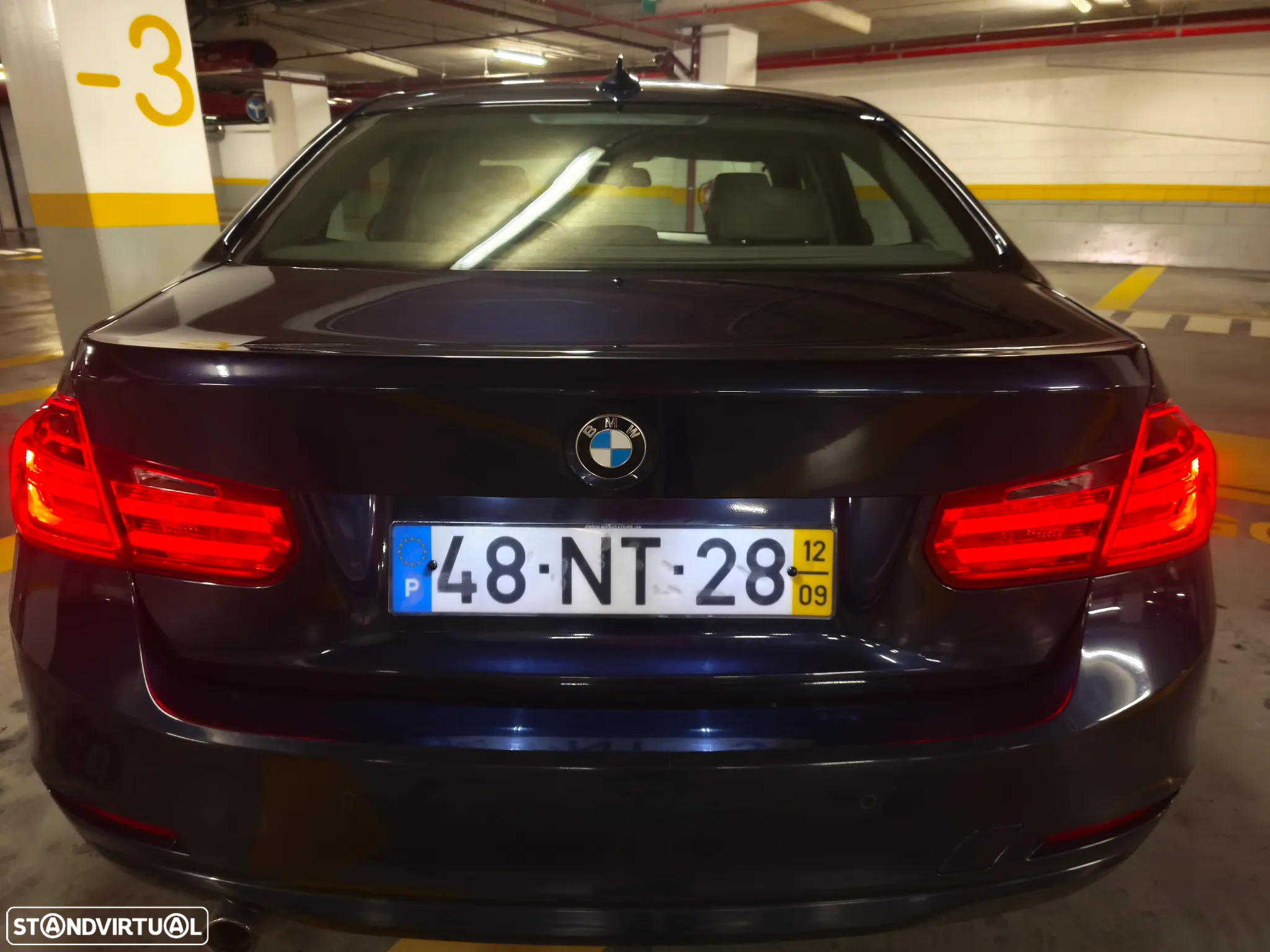 BMW 320 d Auto Line Sport - 27