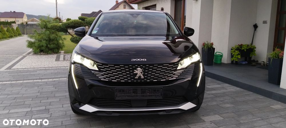 Peugeot 3008 1.6 PureTech HYbrid Allure S&S EAT8 - 11