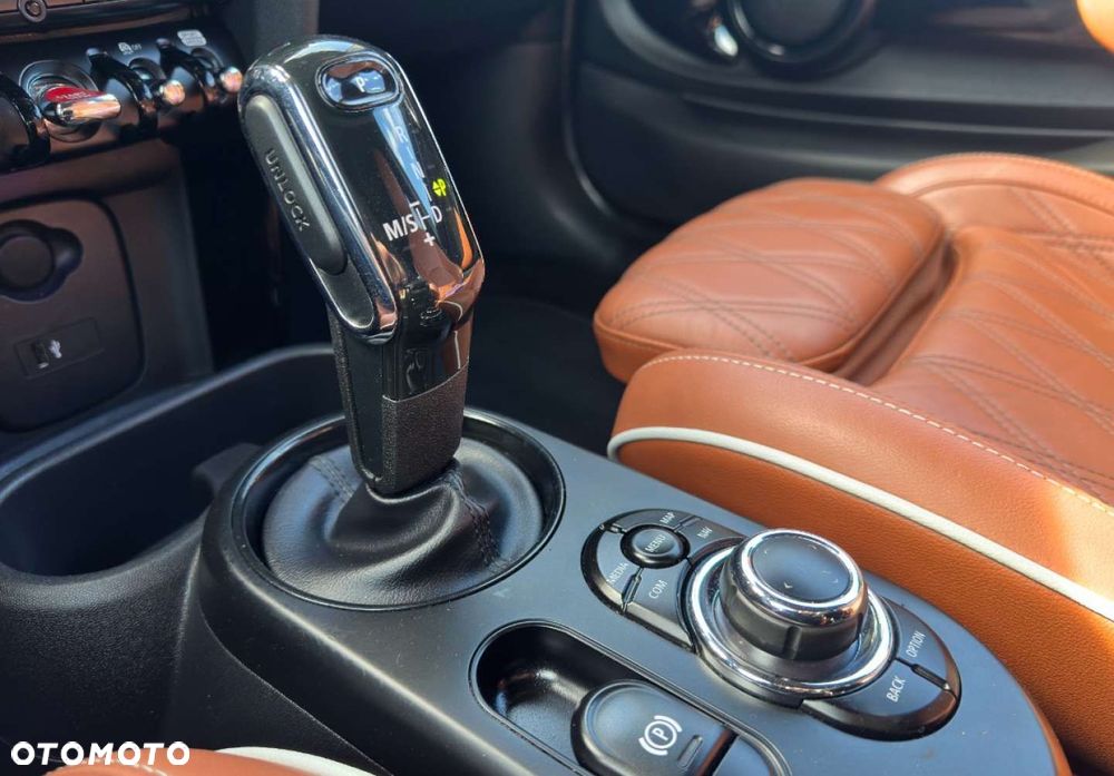 MINI John Cooper Works - 22