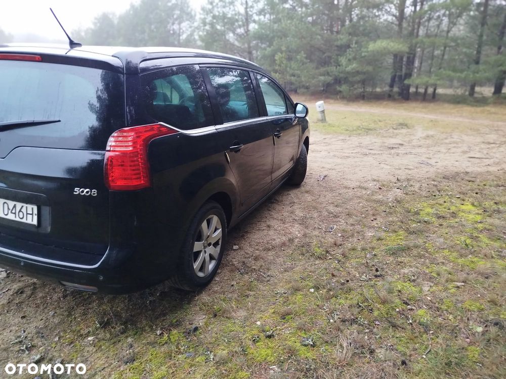 Peugeot 5008 155 THP Family - 3