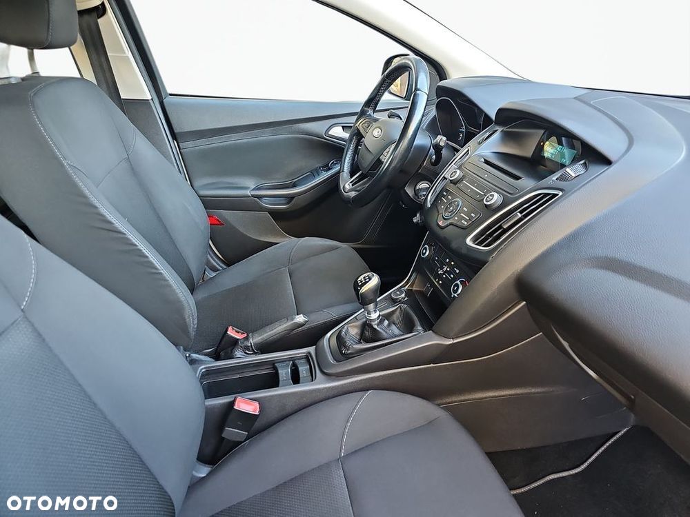 Ford Focus 1.5 TDCi Trend - 10