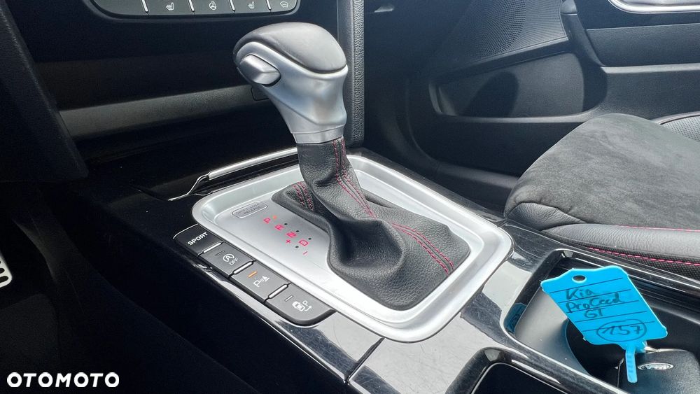 Kia ProCeed 1.6 T-GDI DCT7 OPF GT - 18