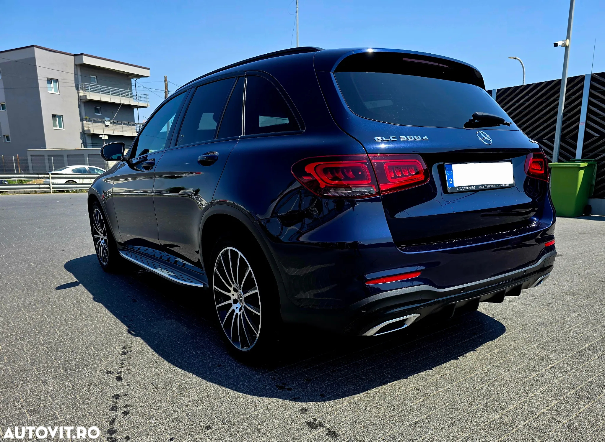 Mercedes-Benz GLC 300 d 4Matic 9G-TRONIC AMG Line Plus - 5