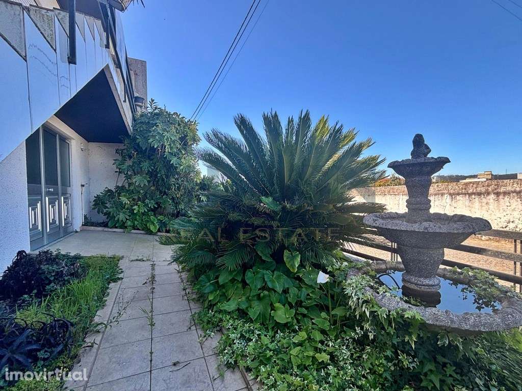 Moradia T3 Geminada com Jardim na Trofa, Porto - Grande imagem: 2/31