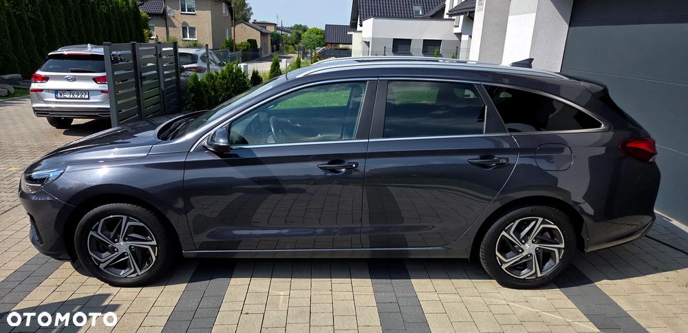Hyundai i30 1.5 DPI Smart - 3