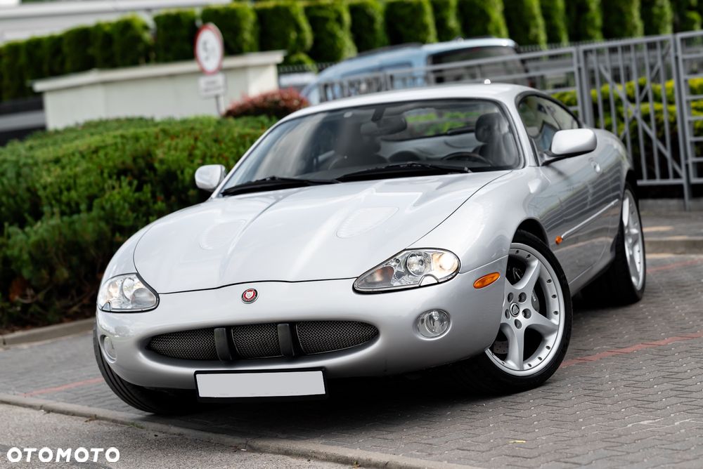 Jaguar XK8 2001