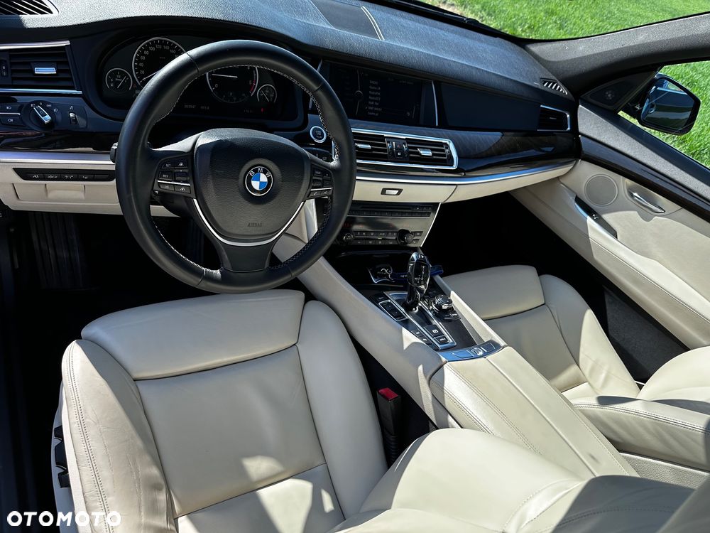BMW 5GT 530d - 8