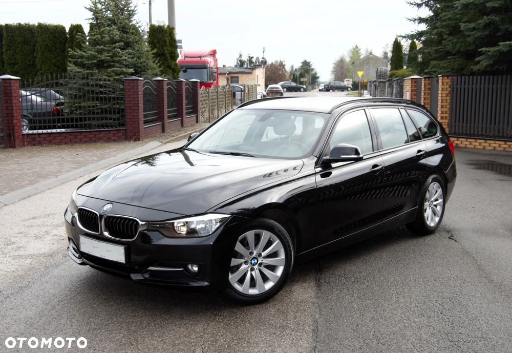 BMW Seria 3 316i Sport Line - 23