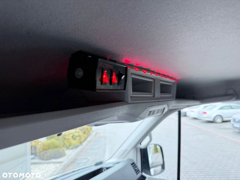 Volkswagen Crafter Doka Brygadówka 7-miejsc + Skrzynia 3.5m, Salon PL, Jeden Właściciel - 11