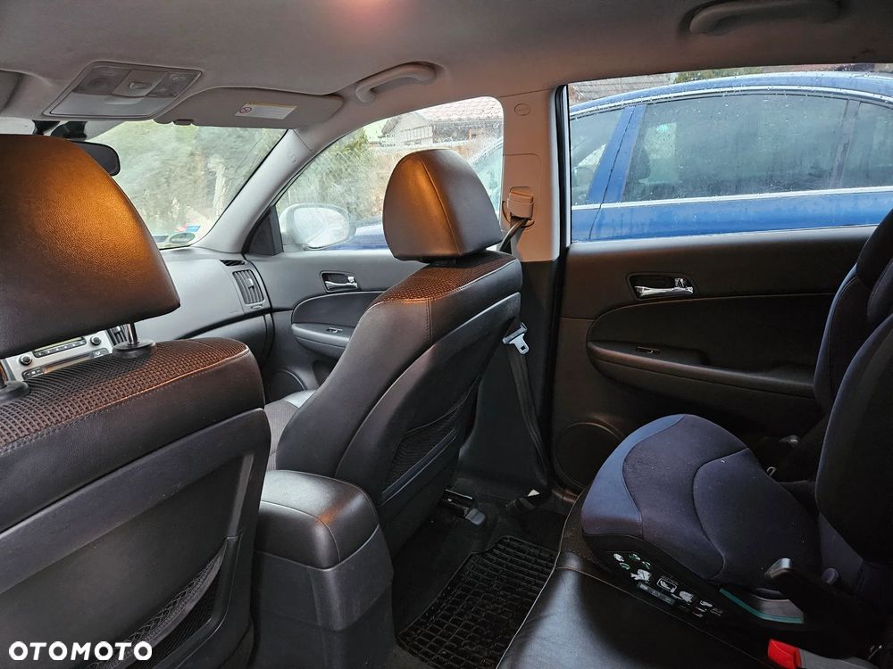 Hyundai i30 1.6 CRDi Base - 6