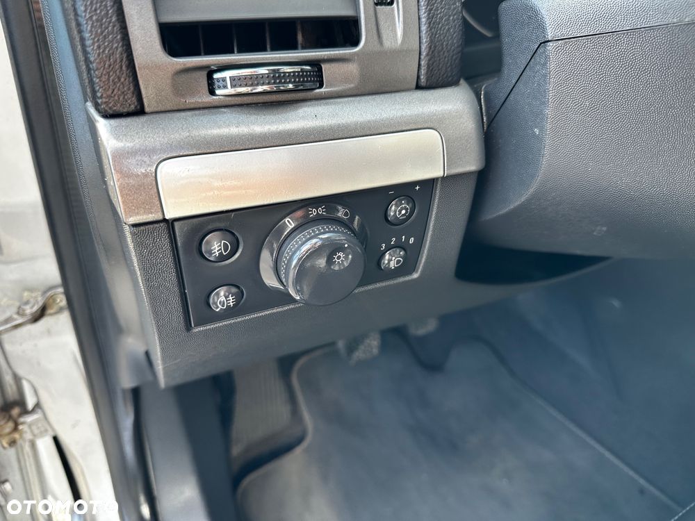 Opel Vectra 1.8 Cosmo - 32