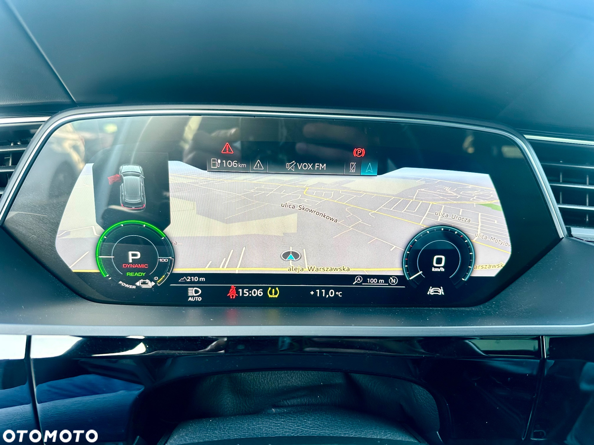 Audi e-tron 55 Quattro S Line - 11
