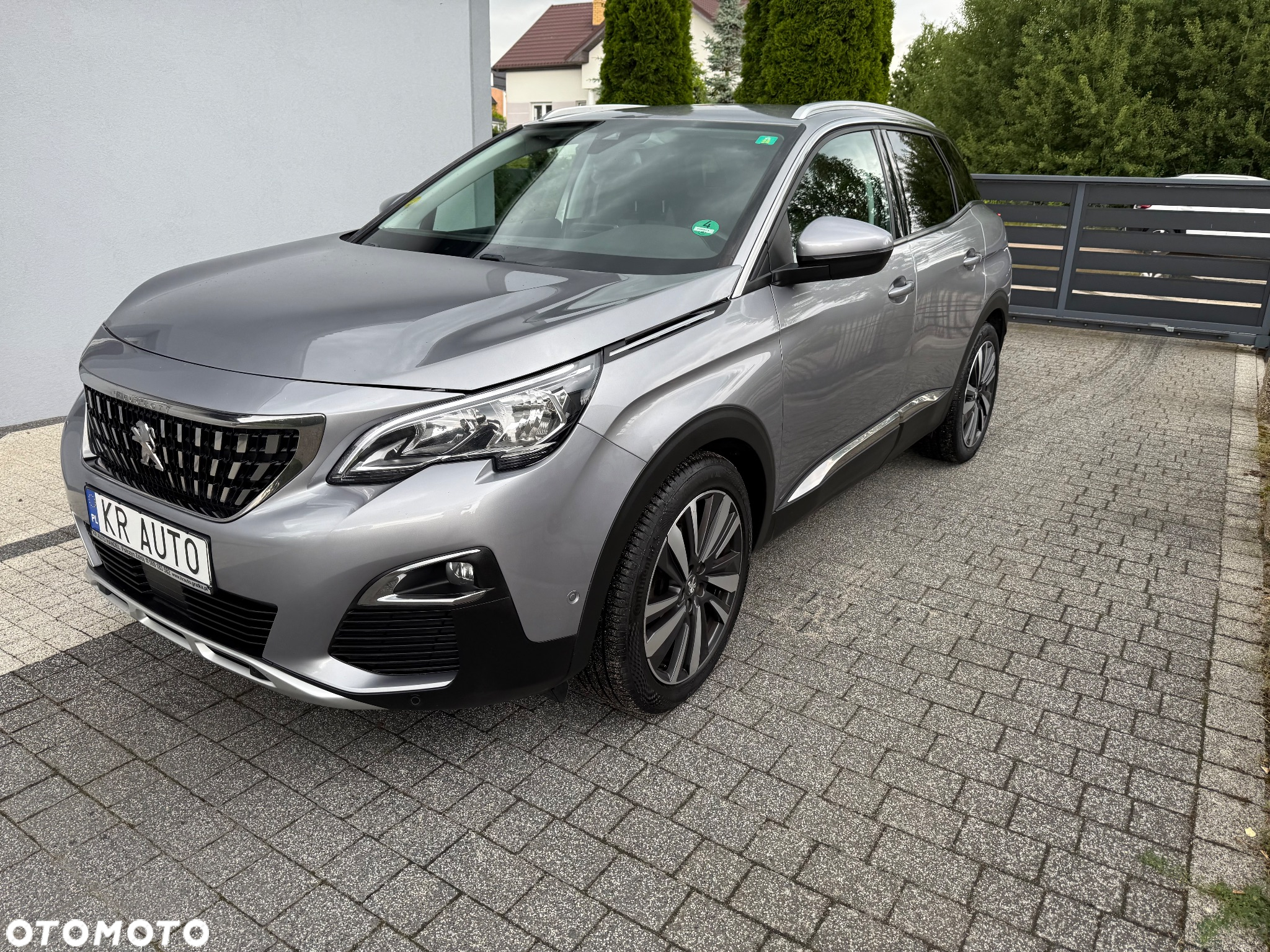 Peugeot 3008 1.5 BlueHDi Allure Pack S&S EAT8 - 23