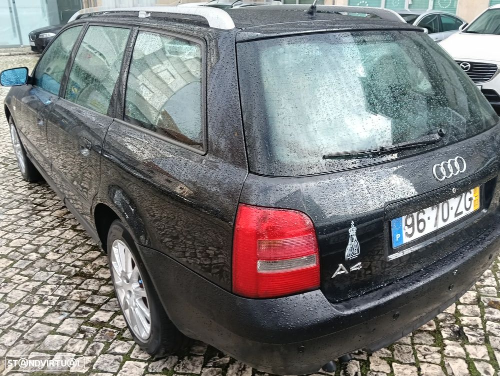 Audi A4 Avant 1.9 TDI Attraction - 10