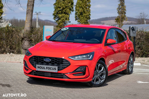 Ford Focus 1.0 EcoBoost 6MT MHEV ST-Line X